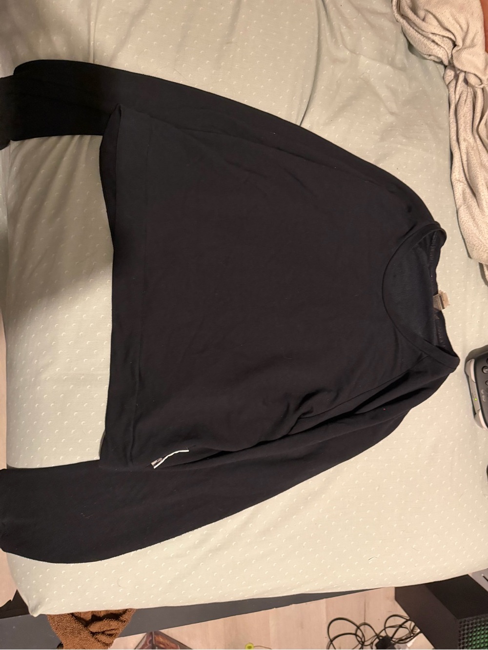 Large Gymshark Black cropped sweatshirt